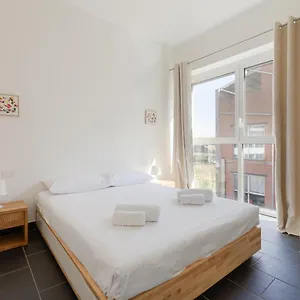 industrial-design-apartment-with-terrace.it-lombardy.com/
